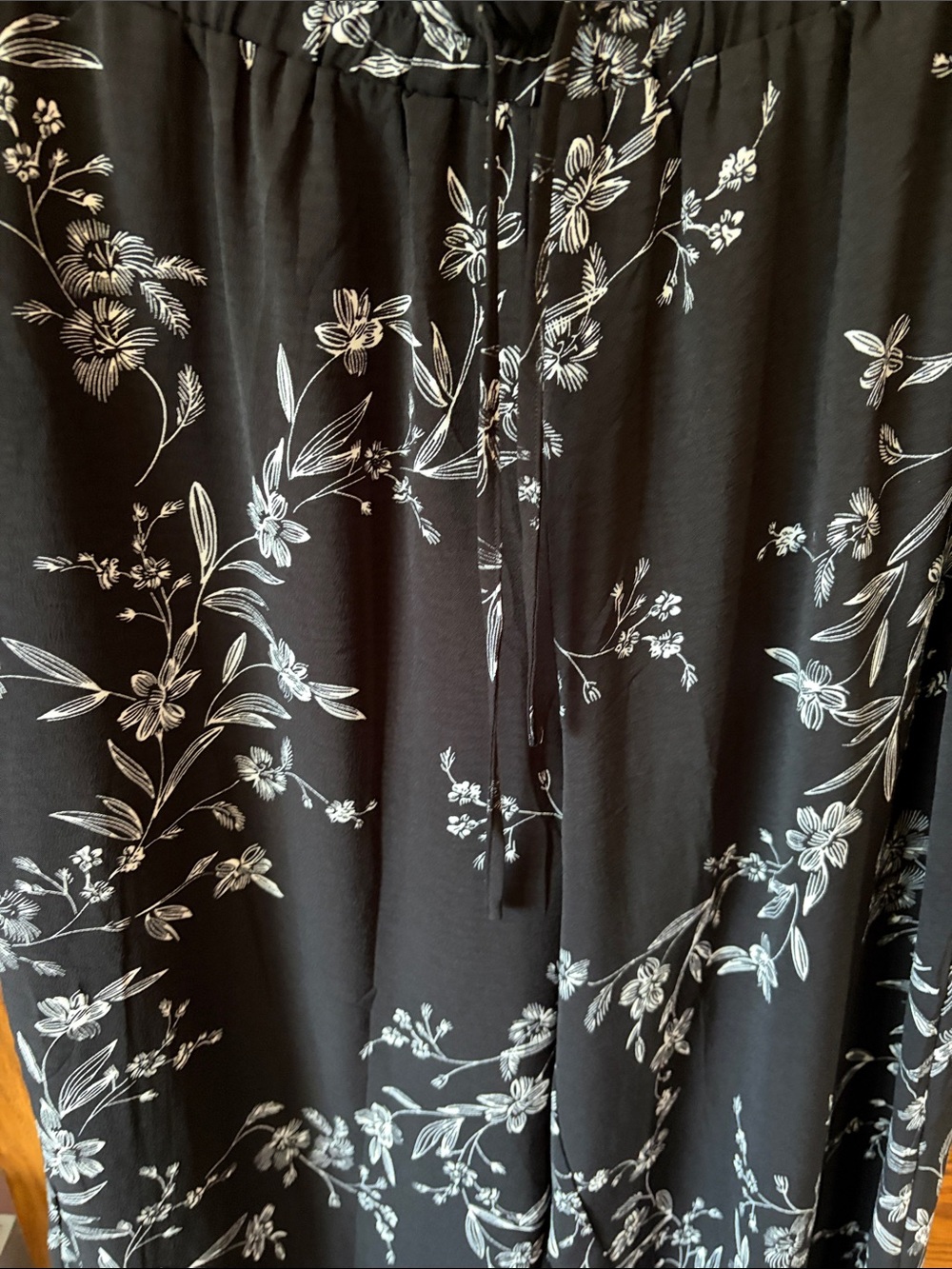 Flowy Black Wide-Leg Floral Pants with Drawstring